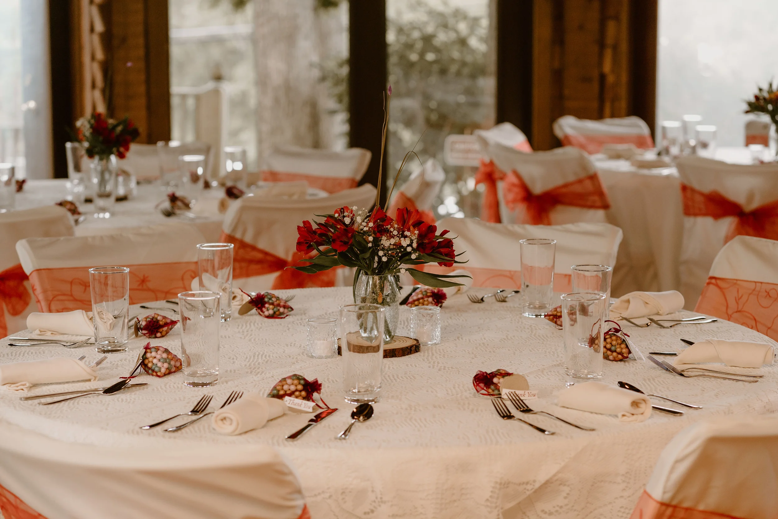 Table setting for fall